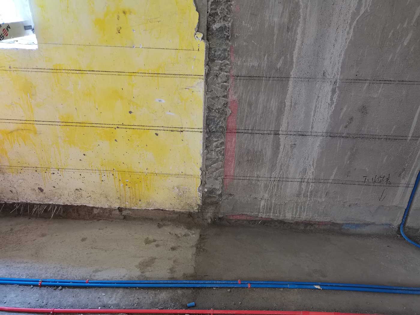 青岛海德堡150㎡电渗透防潮施工现场案例